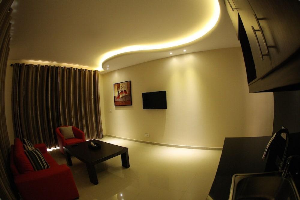 Jounieh Suites Boutique Hotel Екстер'єр фото