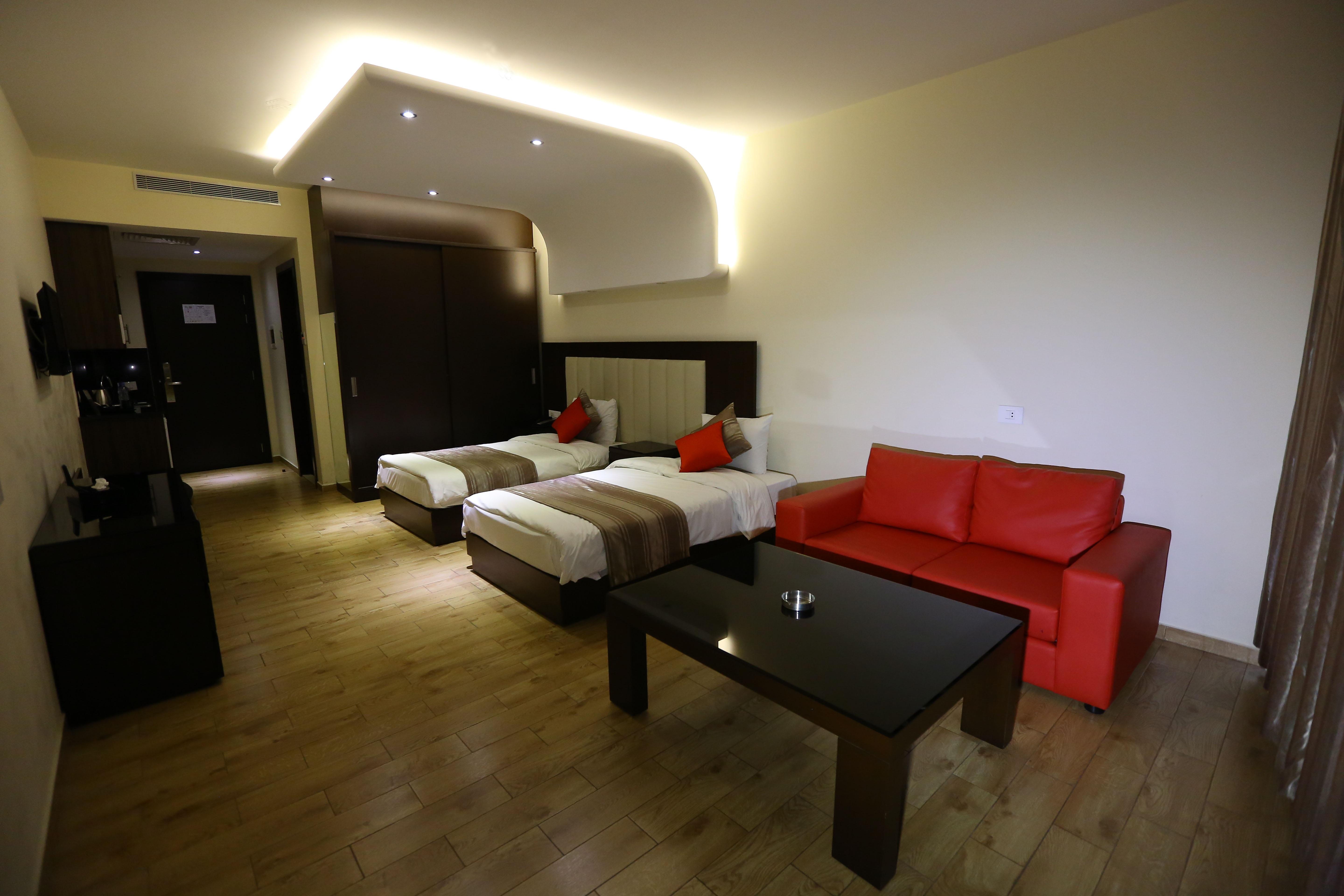 Jounieh Suites Boutique Hotel Екстер'єр фото