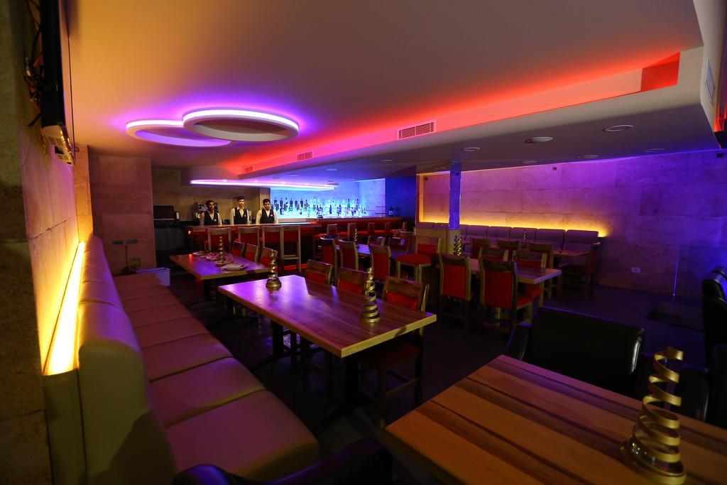 Jounieh Suites Boutique Hotel Екстер'єр фото