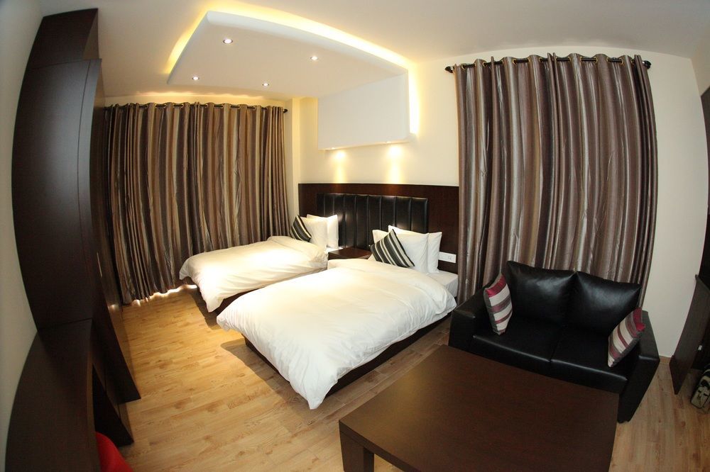 Jounieh Suites Boutique Hotel Екстер'єр фото