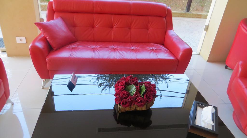 Jounieh Suites Boutique Hotel Екстер'єр фото