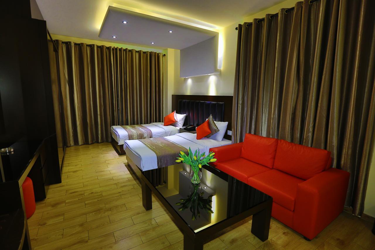 Jounieh Suites Boutique Hotel Екстер'єр фото